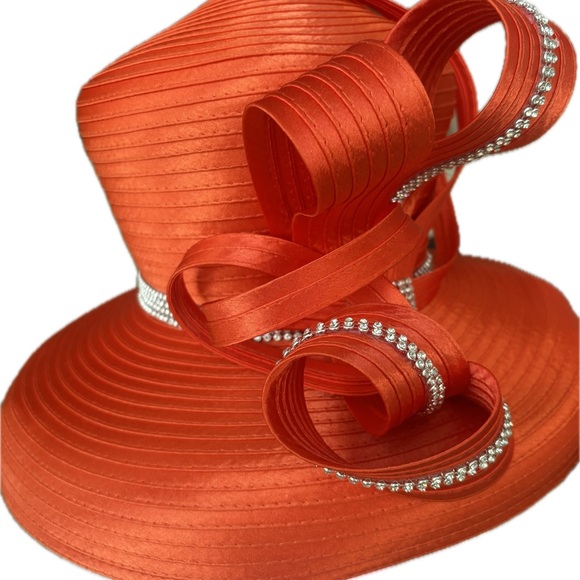 Charm’s Orange Hat - Picture 13 of 14